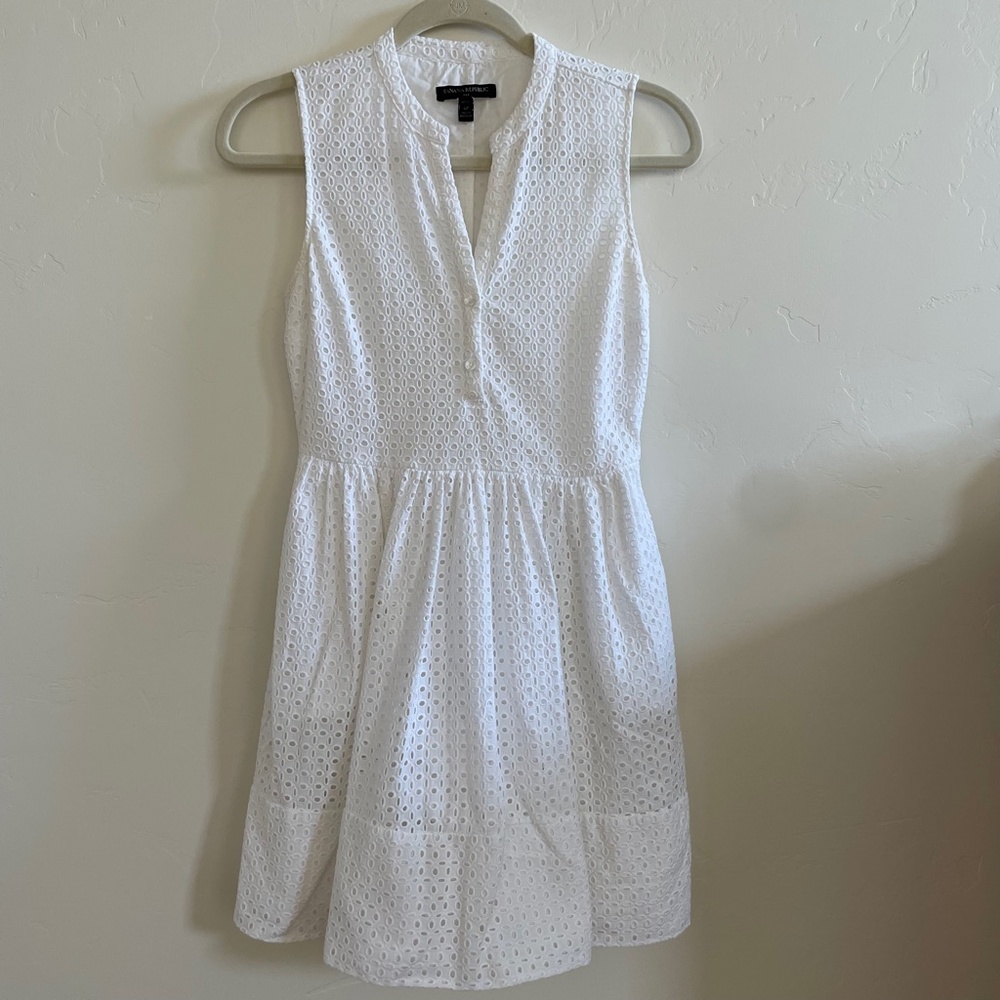 Beautiful White Eyelet Dress-WITH POCKETS & LINED--EXCELLENT CONDITION